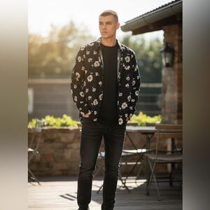 RVCA Floral Button-Up Shirt Men’s Size M (10)